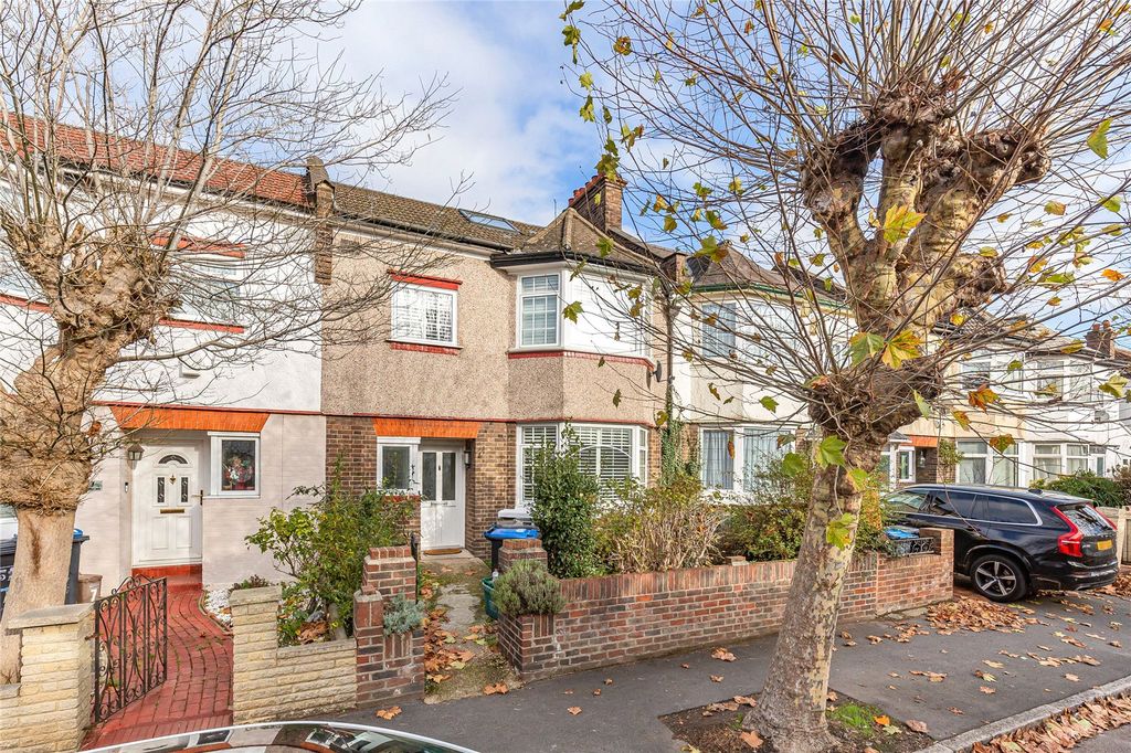 Property photo 2 of 16 Picture No. 12