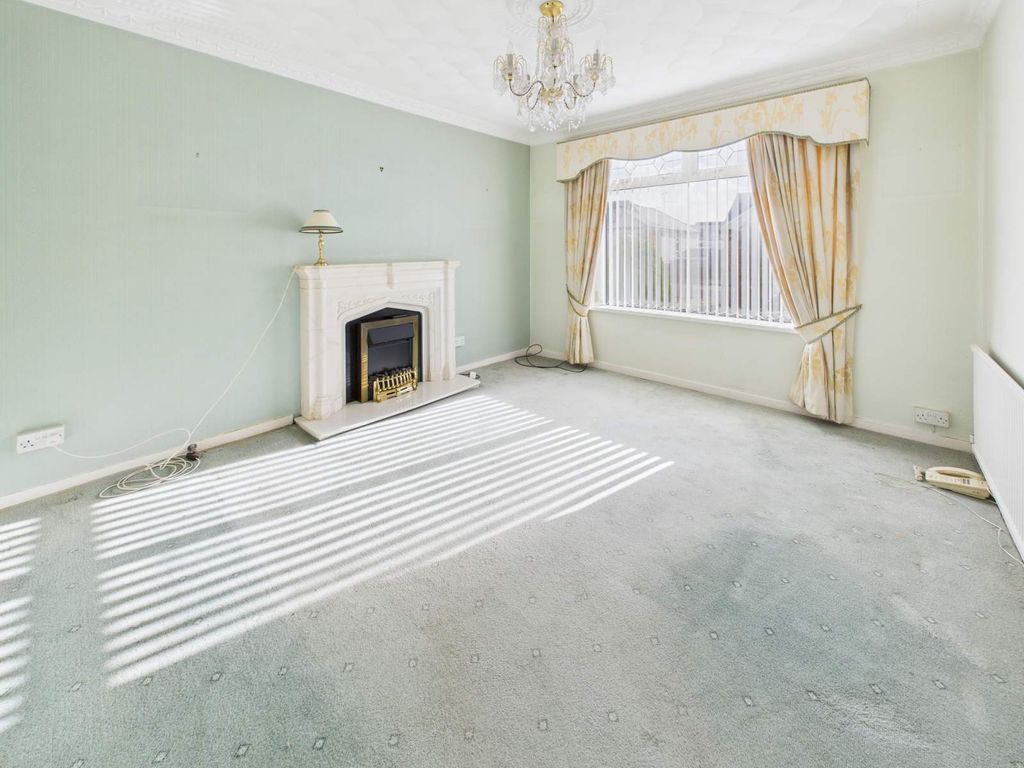 Property photo 3 of 22 Front Reception Room