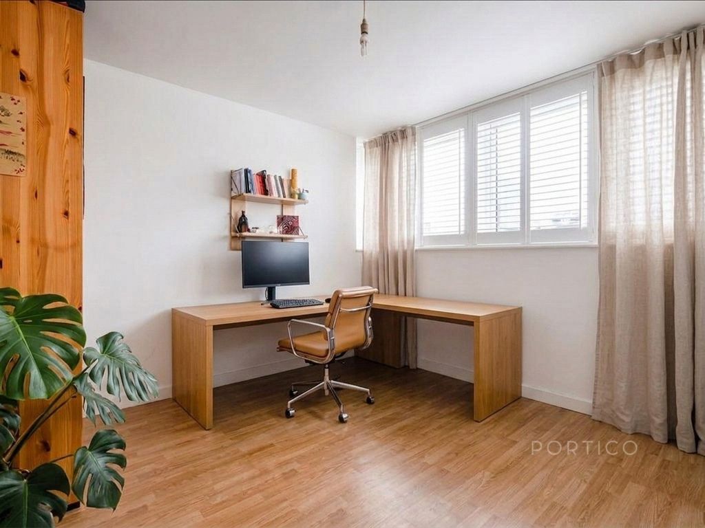 Property photo 3 of 6 Pbox-Img.Png