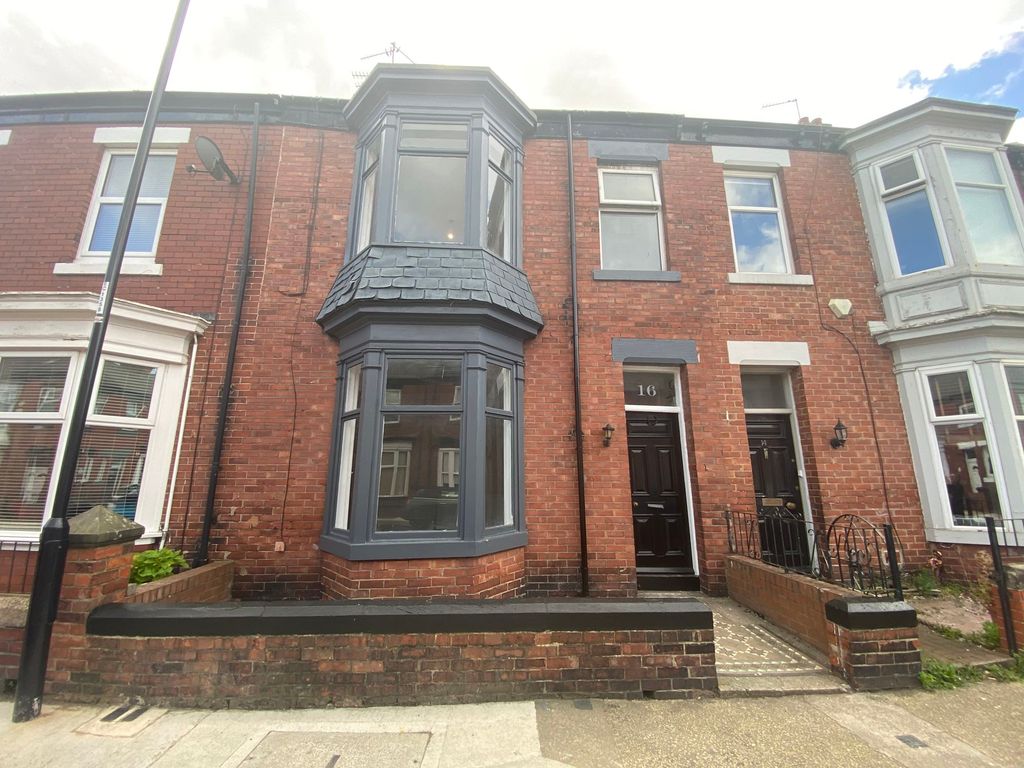 Property photo 1 of 28