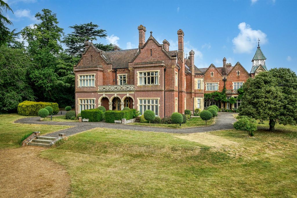 Property photo 1 of 20 5-Durrants-House-1001.Jpg