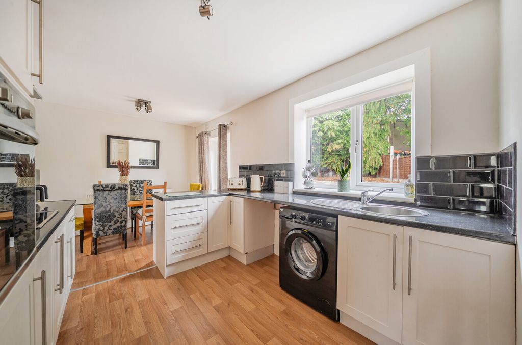 Property photo 2 of 24 1508077-13-1A00F3...