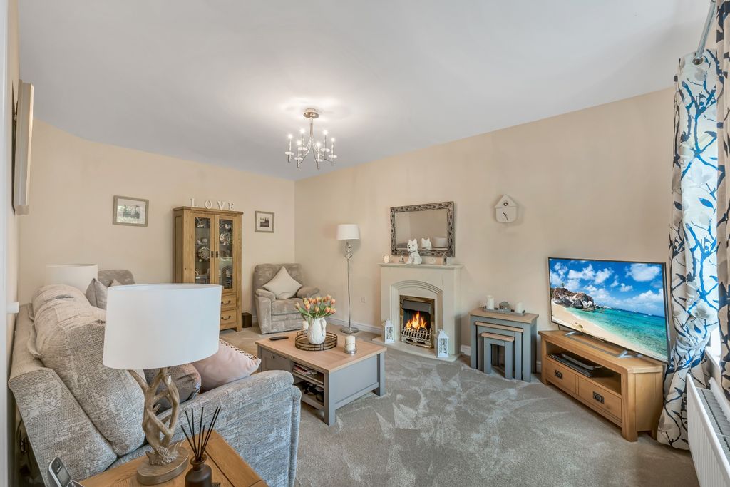 Property photo 2 of 31 4242663
