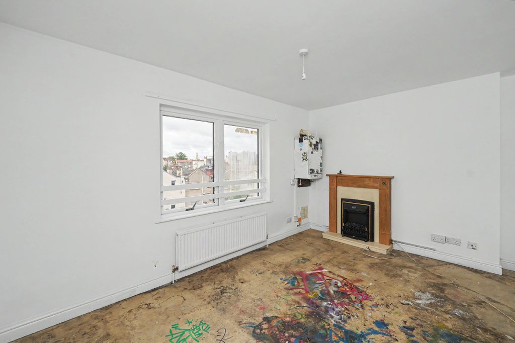 Property photo 2 of 14 Flat 3, St Andrews Mews, St. Andrews Road, Montpelier, Bristol, Bs6 5Eh