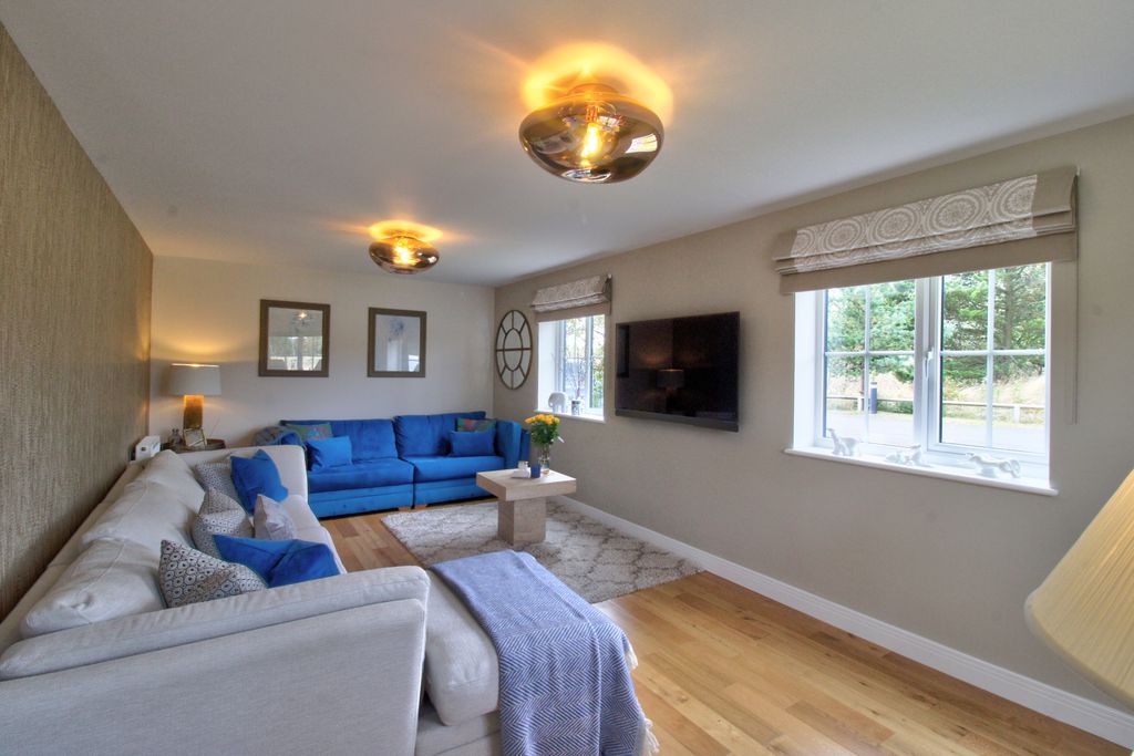 Property photo 2 of 47 Img_8648_49_50