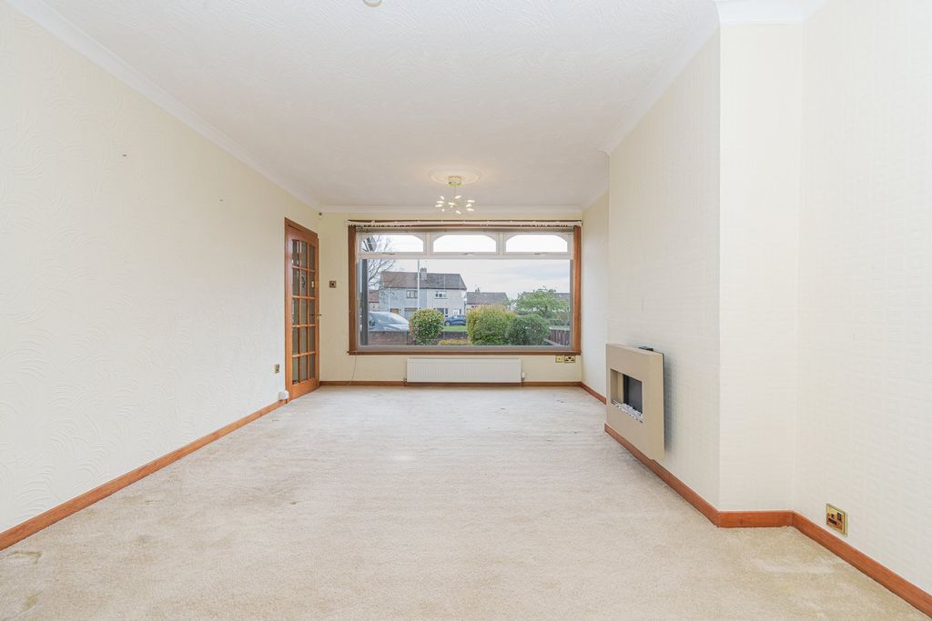 Property photo 3 of 30