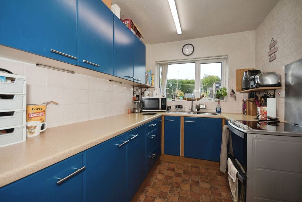 Property photo 3 of 20 Pbox-Img.Jpg