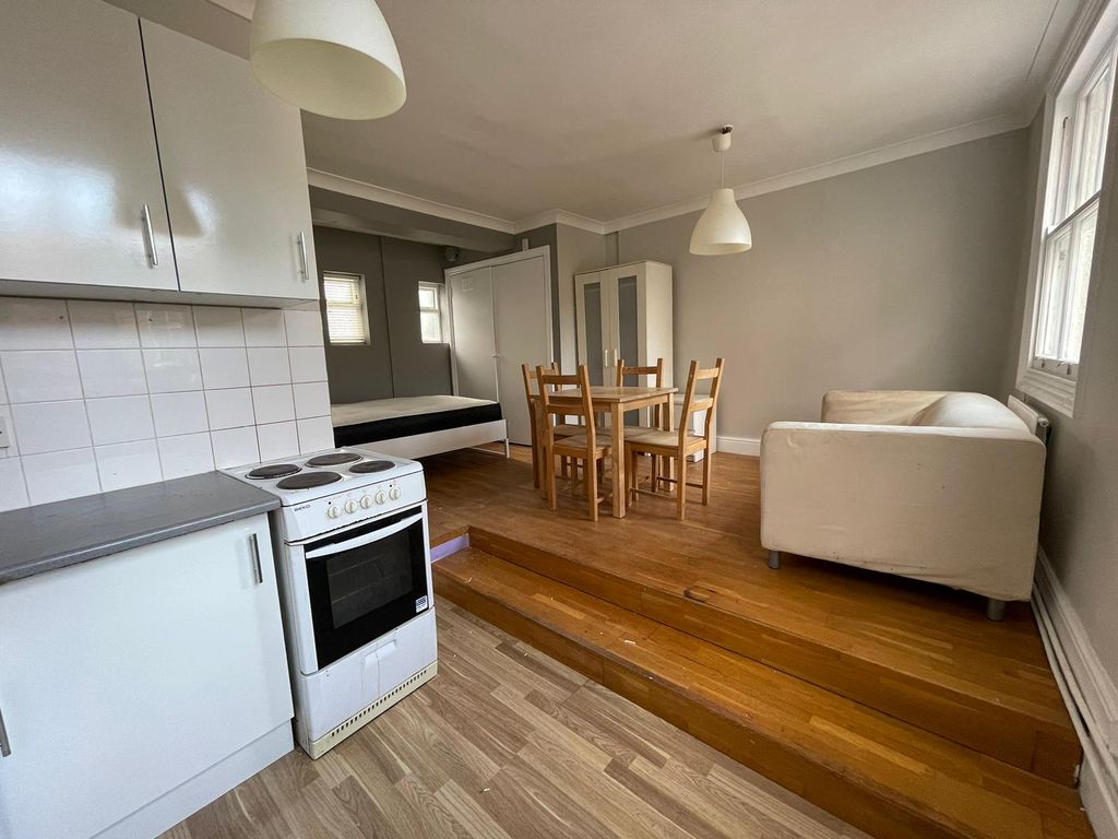 Property photo 2 of 4 Photo 2