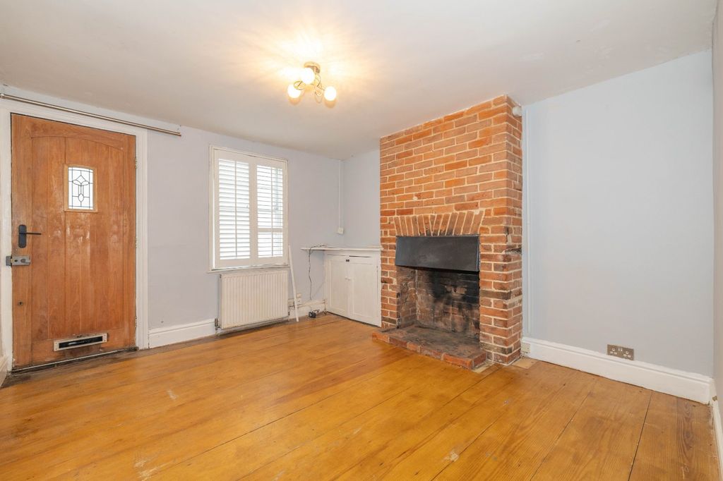 Property photo 2 of 9 Picture 2