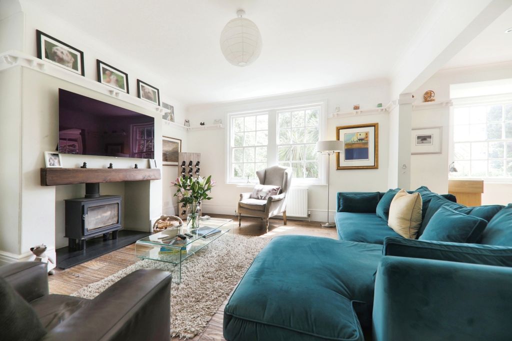 Property photo 3 of 26 3168299