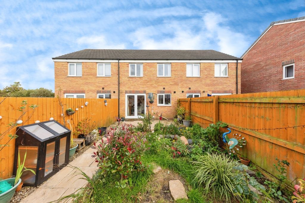 Property photo 3 of 13