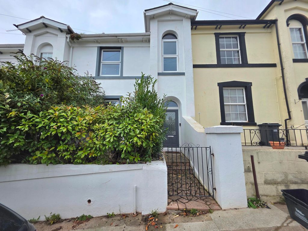 Property photo 1 of 10 Image