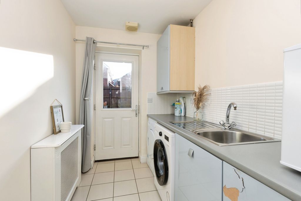 Property photo 3 of 20 Pbox-Img.Jpg