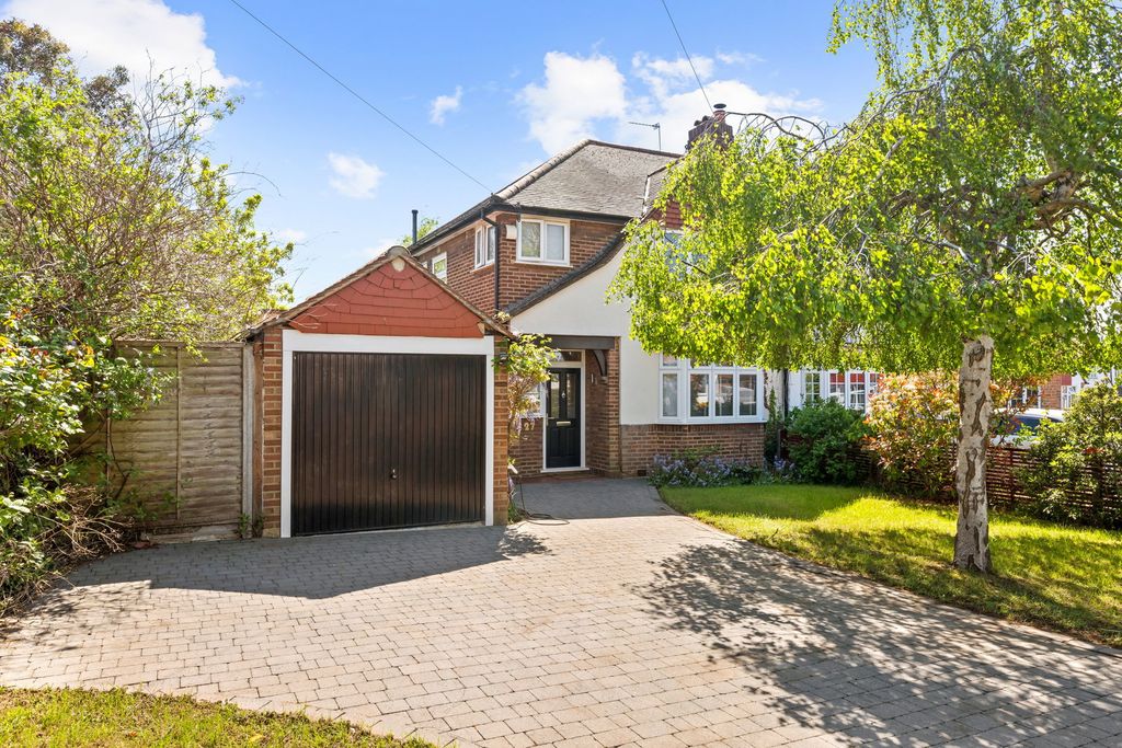 Property photo 1 of 29