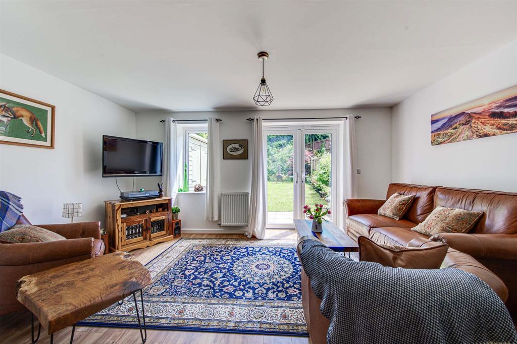 Property photo 3 of 15 Gmsfd73Fxuc96Cxy88Zjqw.Png