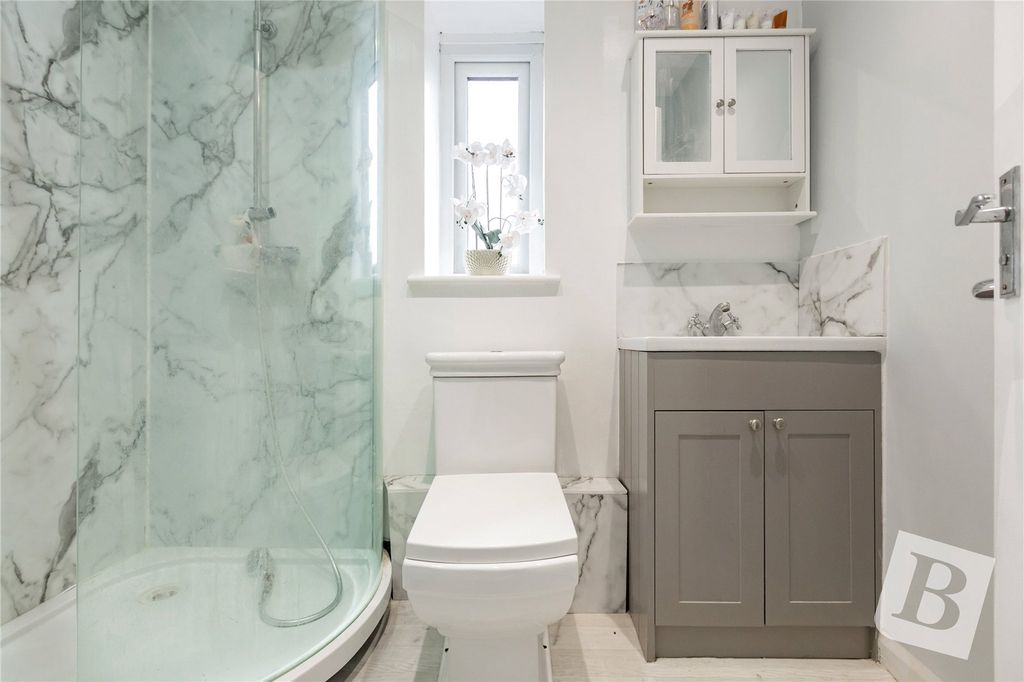 Property photo 3 of 12 Shower Room