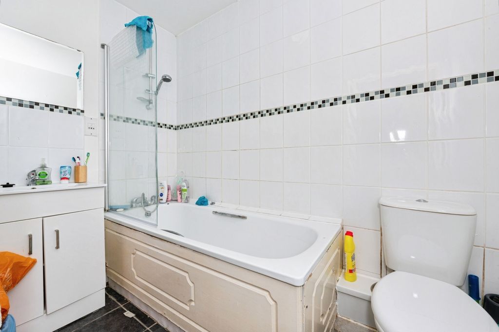 Property photo 3 of 17 Pbox-Img.Jpg