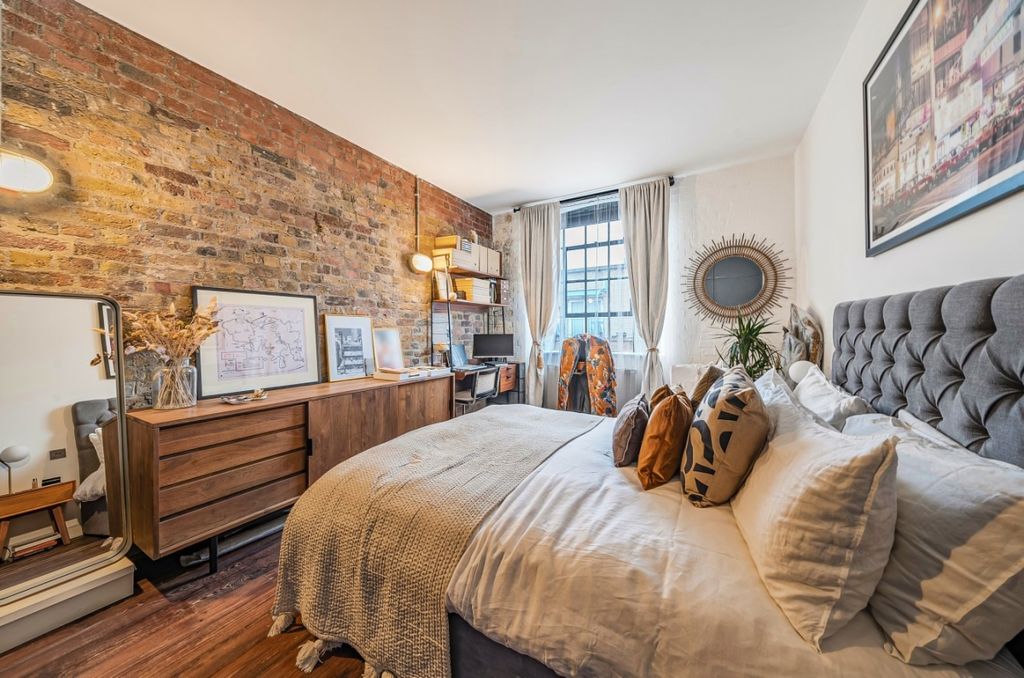 Property photo 2 of 11 1075335 (6)