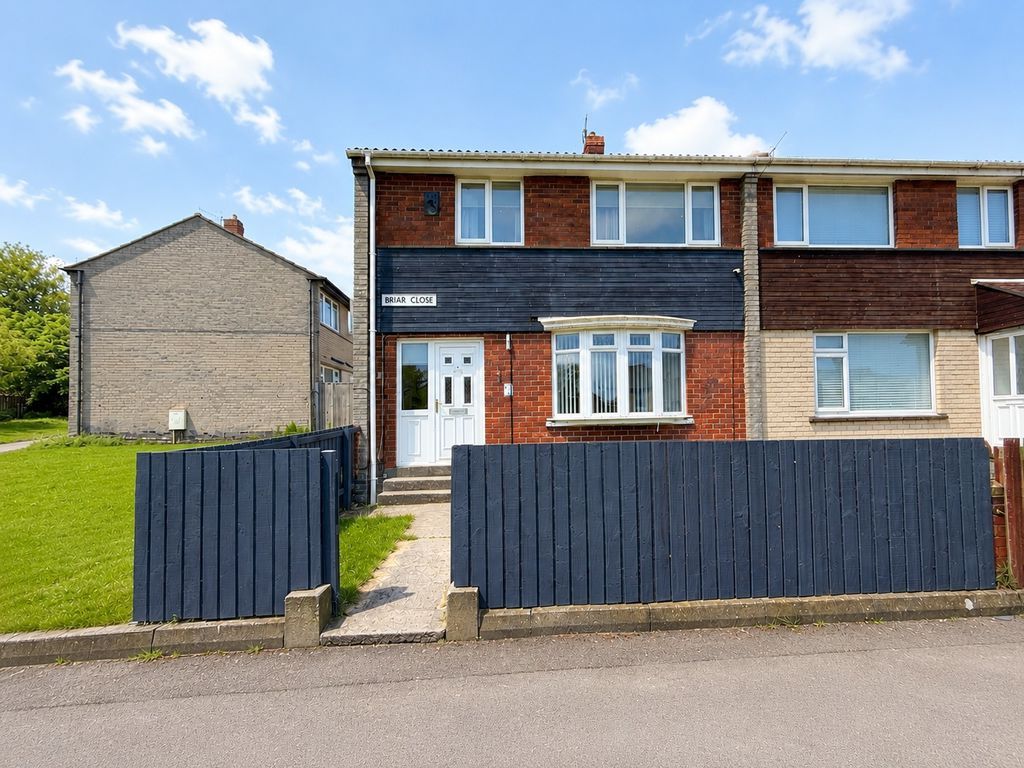Property photo 1 of 18 External