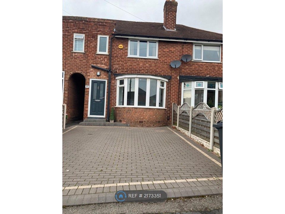 Property photo 1 of 8 Frontage