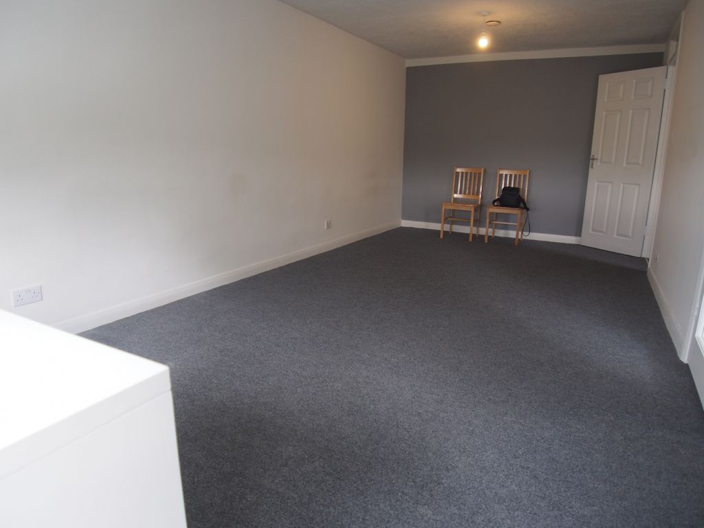 Property photo 2 of 8 Gallery