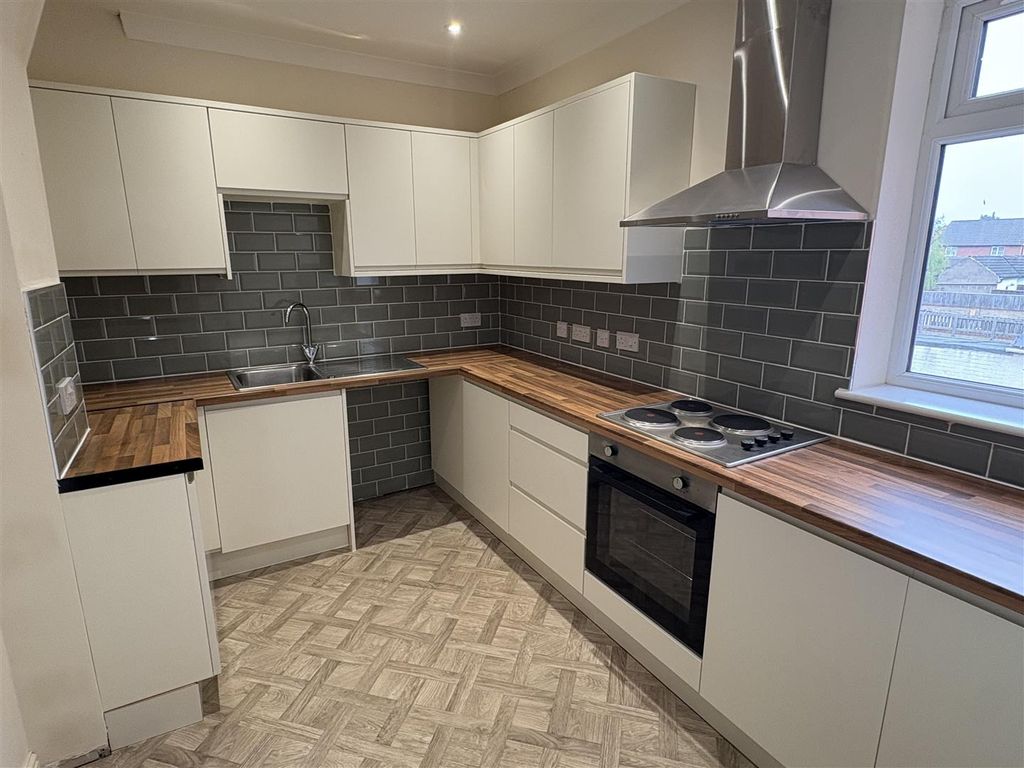 Property photo 1 of 6 Img_2989.Jpg