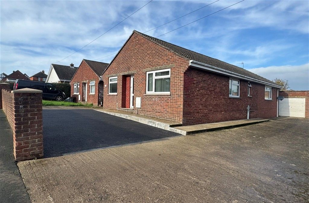 Property photo 3 of 19 Front