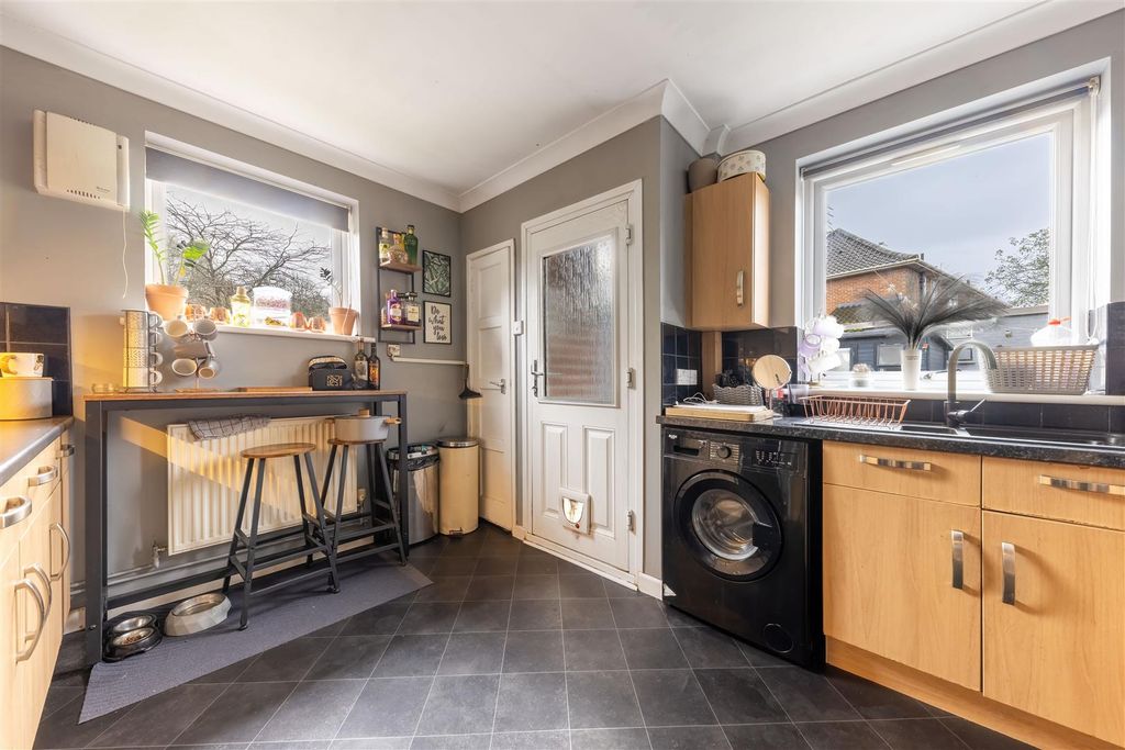 Property photo 2 of 19 Ba-5.Jpg