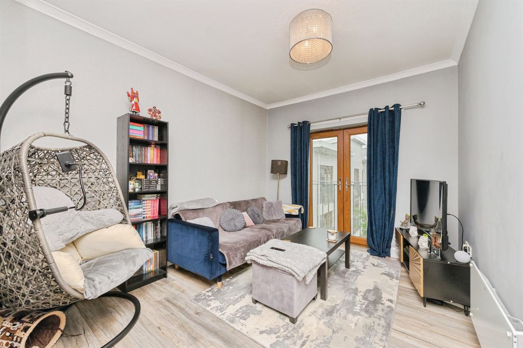 Property photo 3 of 16