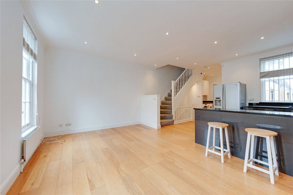 Property photo 3 of 14 Picture No. 05