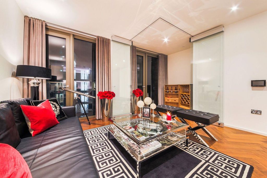 Property photo 1 of 22