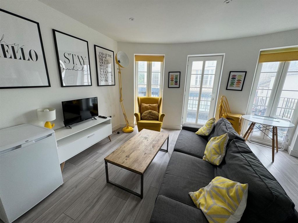 Property photo 3 of 8 Img_5112.Jpeg