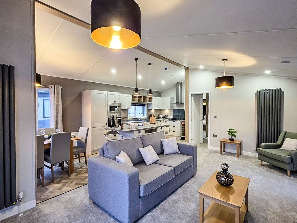 Property photo 3 of 20 Resized (1)