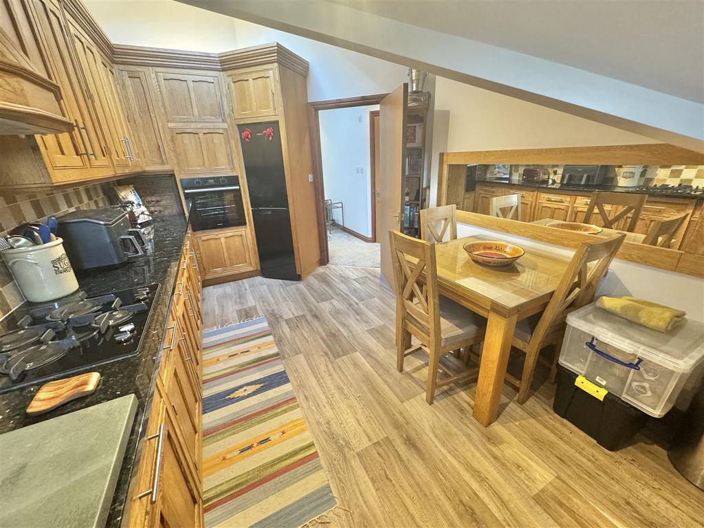 Additional image 11 of 3 bed flat for saleWestern Road, Launceston PL15