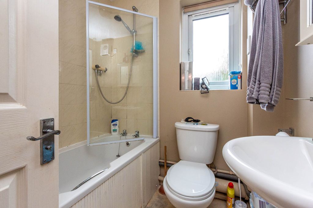 Property photo 3 of 8 Img_0275