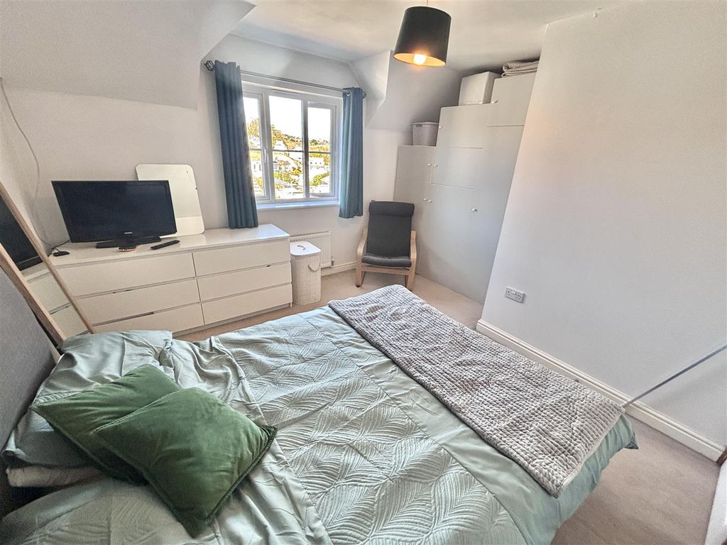 Additional image 13 of 3 bed town house for saleAusten Close, Par PL24