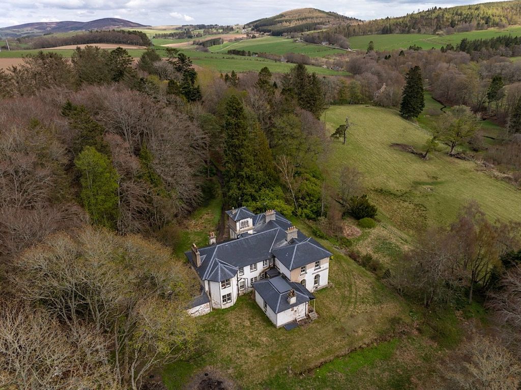 Property photo 3 of 14 Aerial Of View