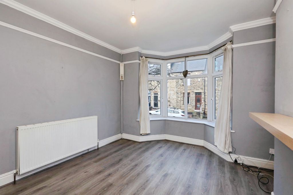 Property photo 2 of 25 Pbox-Img.Jpg