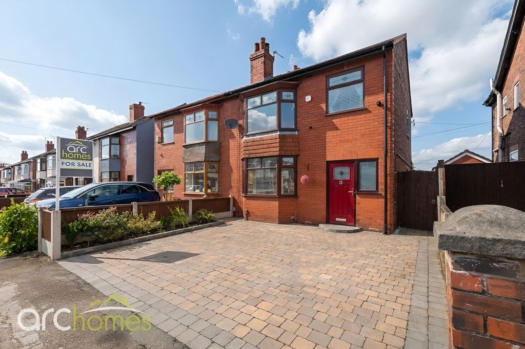 Property photo 1 of 19