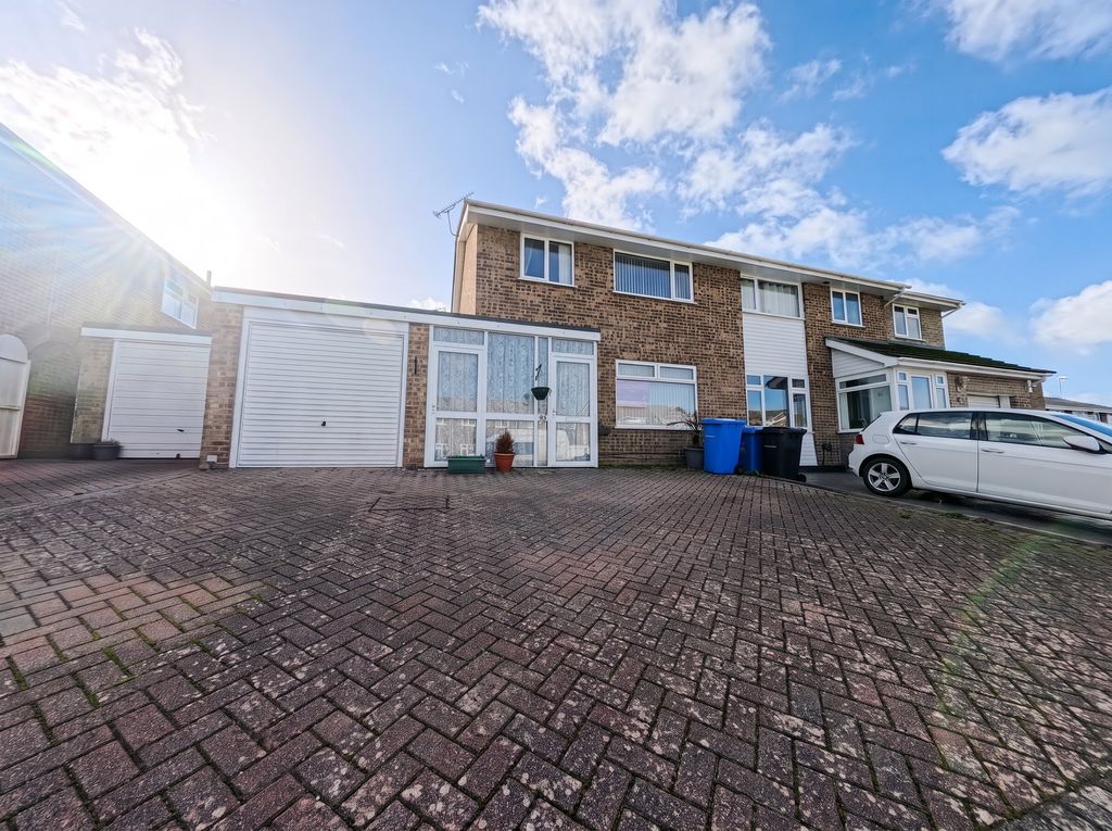 Property photo 1 of 31