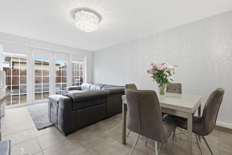 Property photo 2 of 27 Photo 23