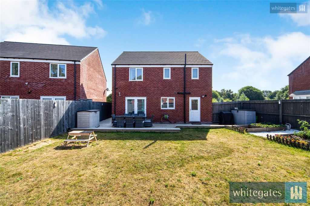 Property photo 2 of 31 Picture No. 30