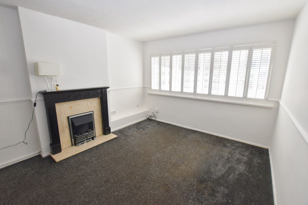 Property photo 3 of 21 Dining Lounge 1