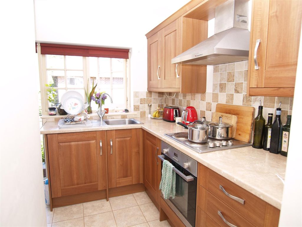 Property photo 2 of 8 P1012063 (1).Jpg