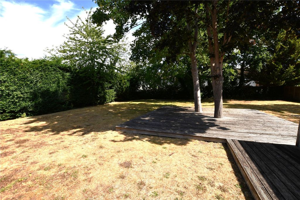 Property photo 2 of 9 Picture No. 21