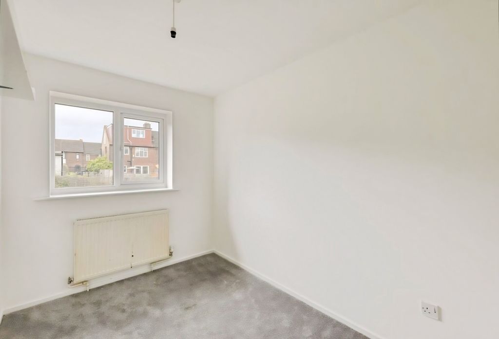 Property photo 3 of 11 54Fea872-Bed4Oom