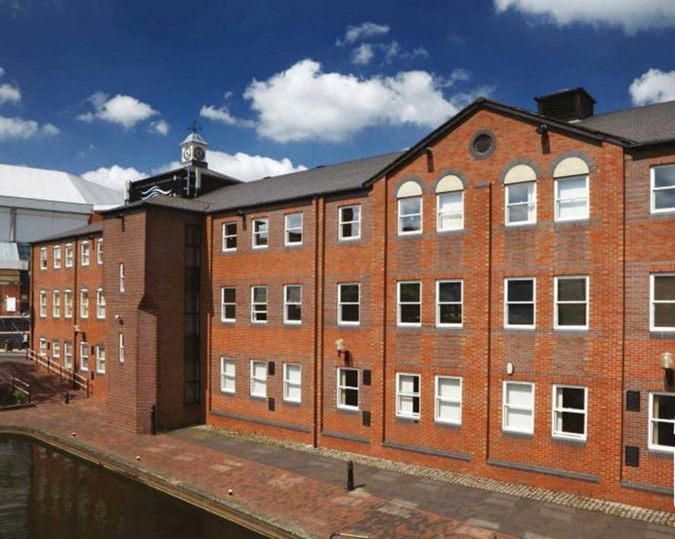 Property photo 1 of 10 Albert House Quay Place  Main.Jpg