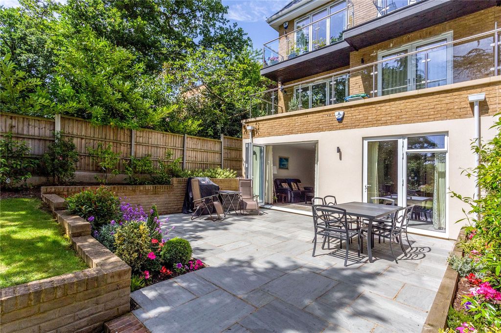 Property photo 1 of 11 Picture No. 34