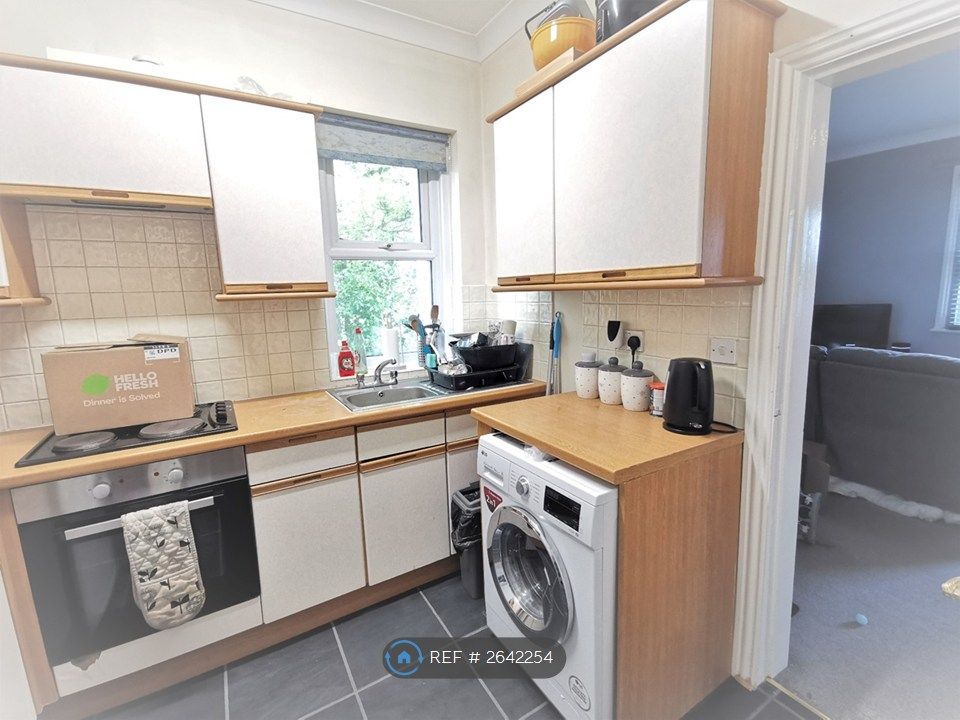 Property photo 3 of 6