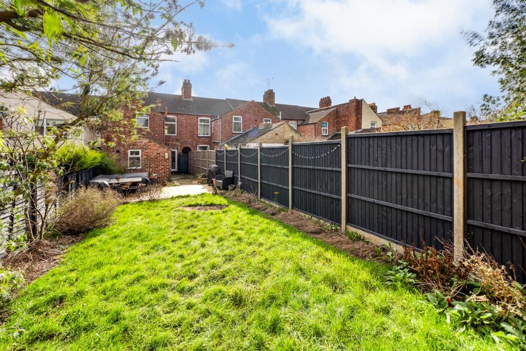 Property photo 1 of 38 16 Hawthorn Road, Kettering-4.Jpg